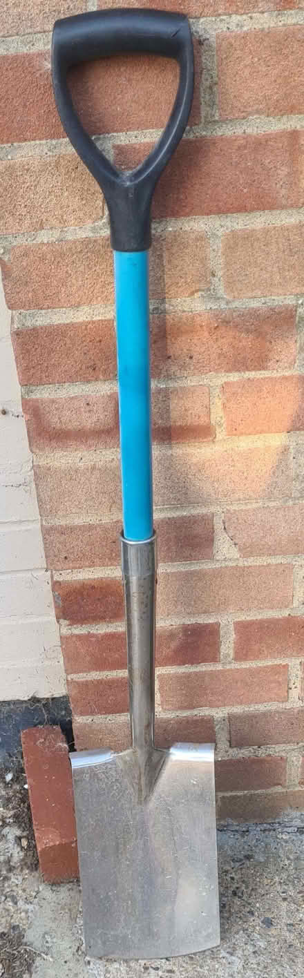 Photo of free Stainless steel spade (Richings Park SL3) #1