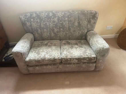 Photo of free 1950s Reupholstered 3-Piece Suite (Holcombe Down TQ14) #2