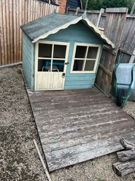 Photo of free Outdoor play house (CM3 East Hanningfield.) #1