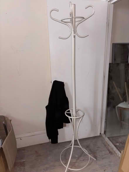 Photo of free Household items (L8) #1