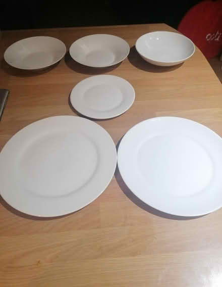 Photo of free Dinner plates (Parkstone BH14) #1