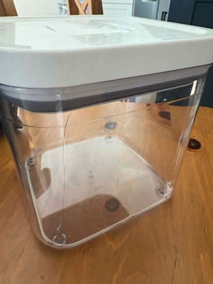 Photo of free Oxo 2.4L container with crack (94087) #1