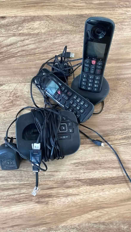 Photo of free Telephones with an answer phone and 2 handsets (Hertford SG13) #1