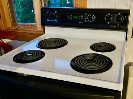 Photo of free Kenmore electric range (Bailey island) #1