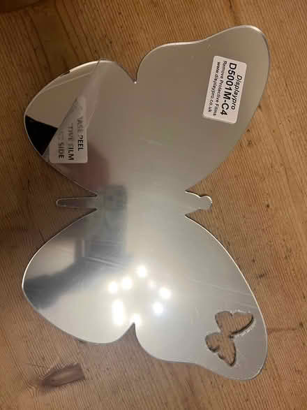 Photo of free Acrylic child safe mirror (TN37 near Asda) #1