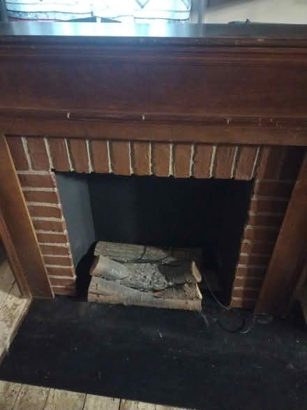 Photo of free Fake fireplace (18014) #1