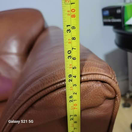 Photo of free Beautiful and Comfy Leather Couch (Edgewood in NE DC) #4