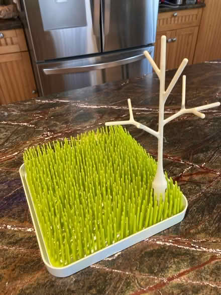 Photo of free Boon Grass Drying rack (Downtown Frederick) #1