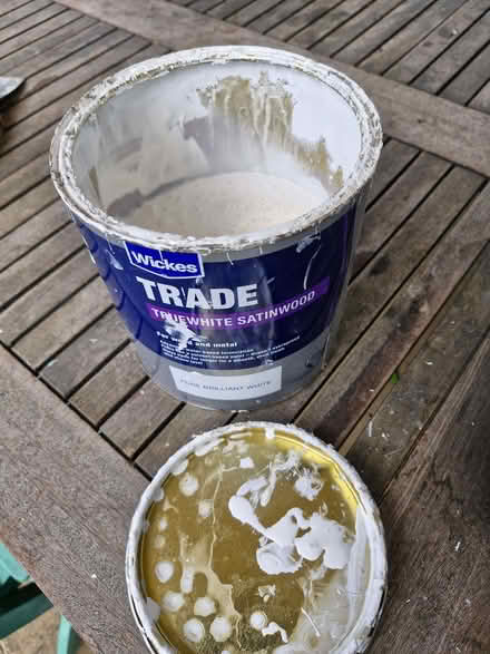 Photo of free Paint (Great Baddow CM2) #2