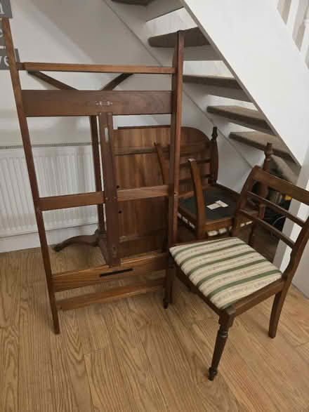 Photo of free Dinning table (WN3) #4