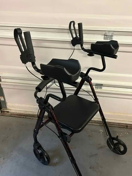 Photo of free Walker (Rollator) (Ford's Colony Williamsburg) #1