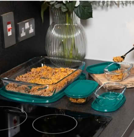 Photo of Cook & store glass dishes with lid (HA2 south harrow) #2