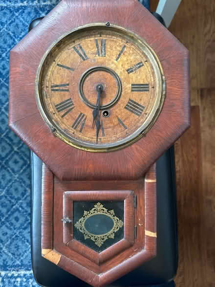 Photo of free Anyone want an old clock? (Route 3A Hudson New Hampshire) #1