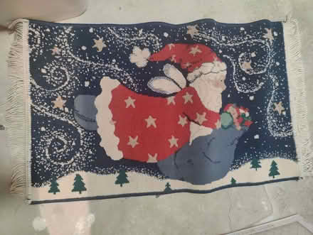 Photo of free Holiday rug (Mountain View) #1