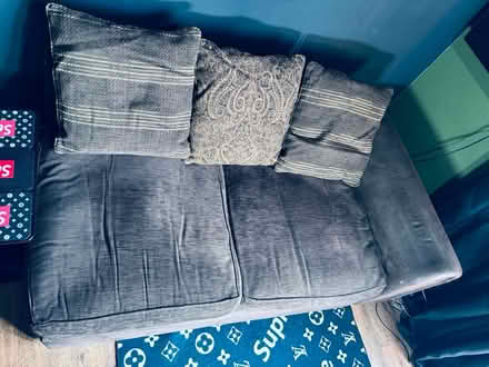 Photo of free 2 seater sofa, excellent condition (Lordship Lane N17) #4