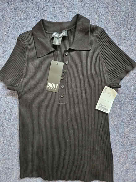 Photo of free DKNY Jeans black knit polo shirt medium (Radford Semele CV31) #1