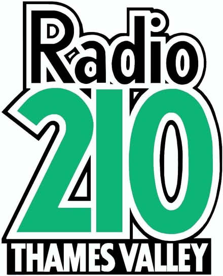 Photo of Radio 210 items / (1976 - 90's) (South Reading RG2) #2
