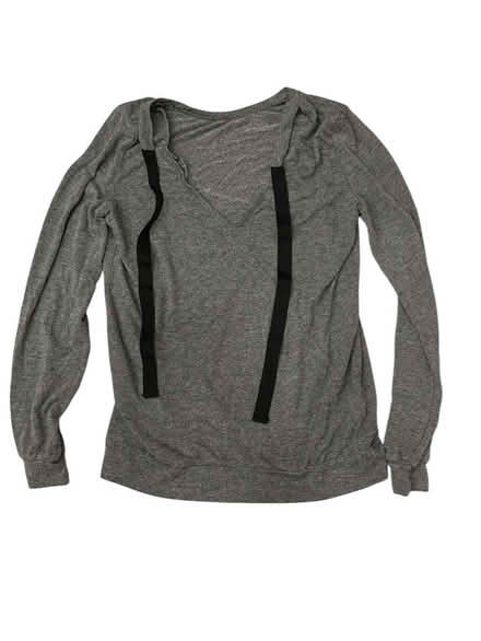 Photo of free Iris Woman’s Top (Brooklyn Storage) #1