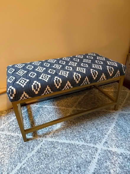 Photo of free Small bench (North End Boston) #1