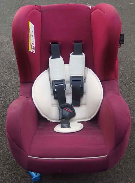Photo of free Car-seat for smaller child (Wellesbourne CV35) #2
