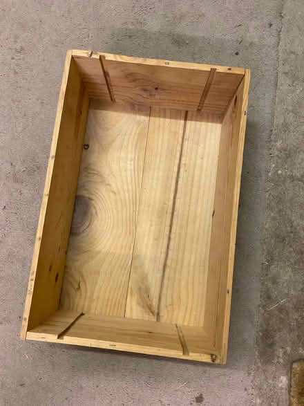 Photo of free Wooden wine box (Thames Ditton / Kingston) #2