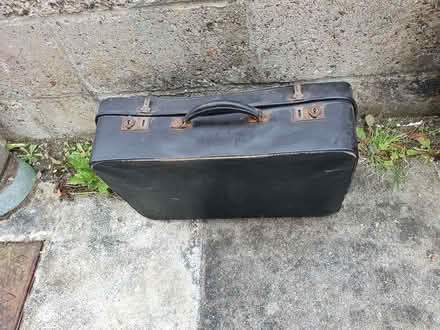 Photo of free For Am dram? Old Suitcase (2) (Perranporth TR6) #1