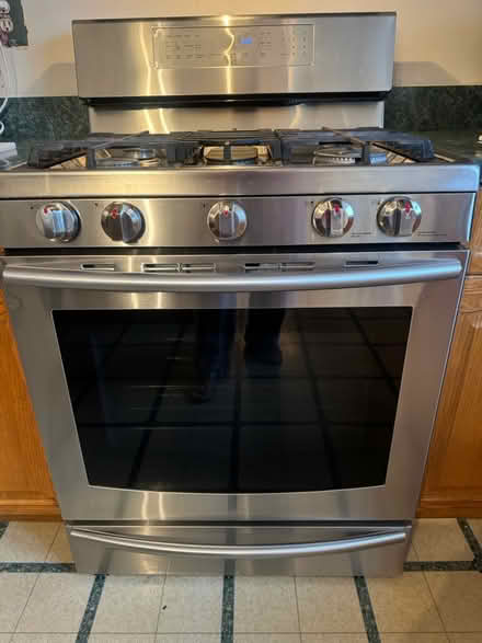 Photo of free Samsung Gas Oven (Maple Glen) #1