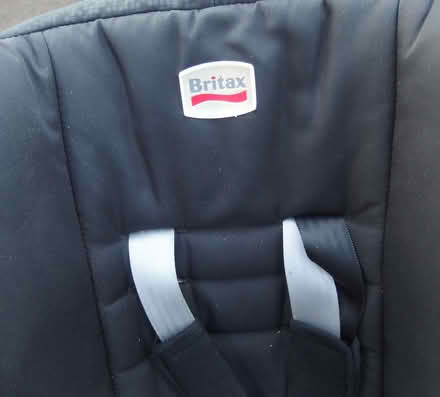 Photo of free Car-seat for 9-15kg child (Wellesbourne CV35) #2