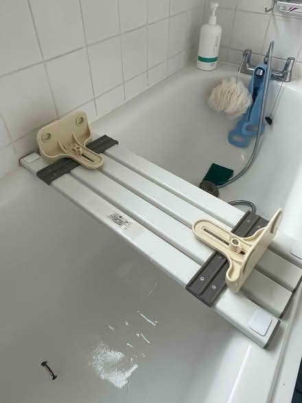Photo of free Bath Board (Sw19 Colliers Wood) #2