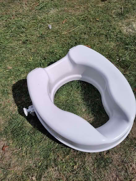 Photo of free Toilet seat riser (Leckhampton GL53) #1