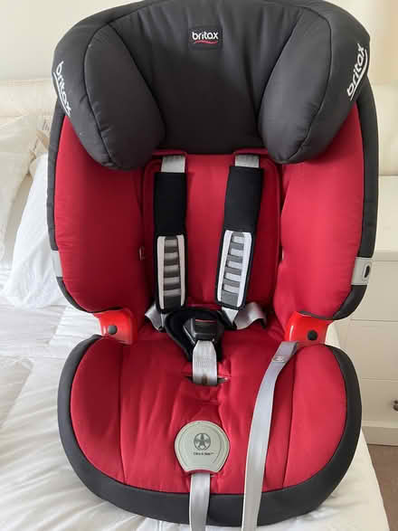 Photo of free Car seat for 9 months to 12 years (Hurst Green RH8) #1
