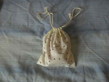 Photo of free Little cushion which can be heated up. Never been used. (Grange Court E10) #2