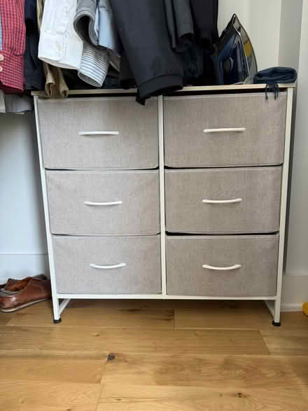 Photo of free Dressers for immediate giveaway (Astoria (Hallett’s Cove)) #1