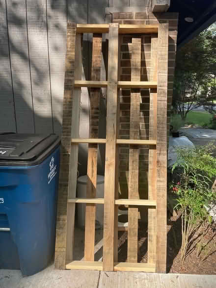 Photo of free 3 ft. x 7 ft. pallet (Fairfax/Burke near 123 & Zion) #1