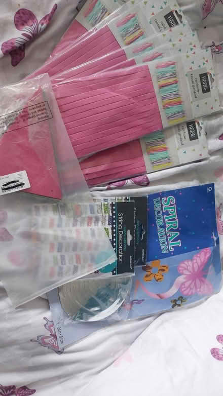 Photo of free Decorations (West bromwich) #1