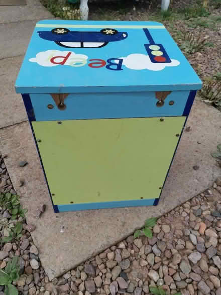 Photo of free kids night table (Pathead EH37) #4