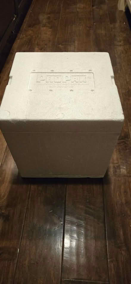 Photo of free PROPAK insulated EPS foam cooler (Agoura Hills) #1