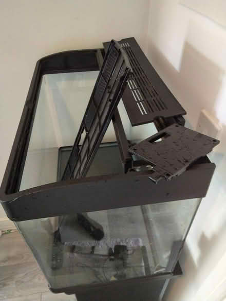 Photo of free Ex-aquarium fish tank (Romford RM7) #3