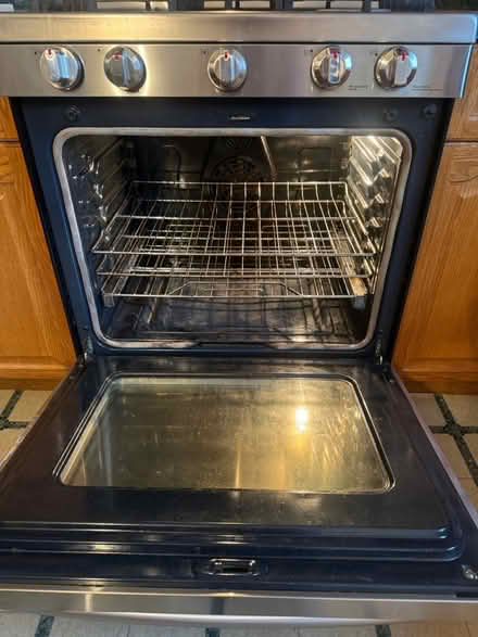 Photo of free Samsung Gas Oven (Maple Glen) #3