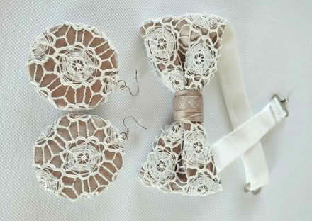 Photo of free Bow tie and earrings set (Rhosllanerchrugog LL14) #1