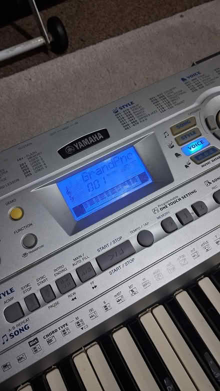 Photo of free Yamaha Keyboard PSR-290 (BD8) #4