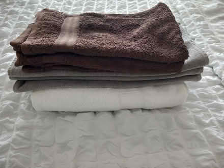 Photo of free Hand towels x 6 and 1 sheet (CH63) #2