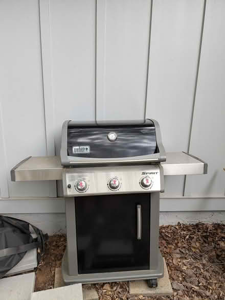 Photo of free Weber Gas Grill (Mableton) #2
