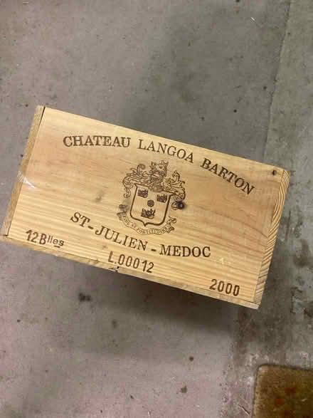 Photo of free Wooden wine box (Thames Ditton / Kingston) #1