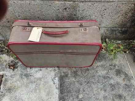 Photo of free For Am Dram? Old Suitcase (4) (Perranporth TR6) #1