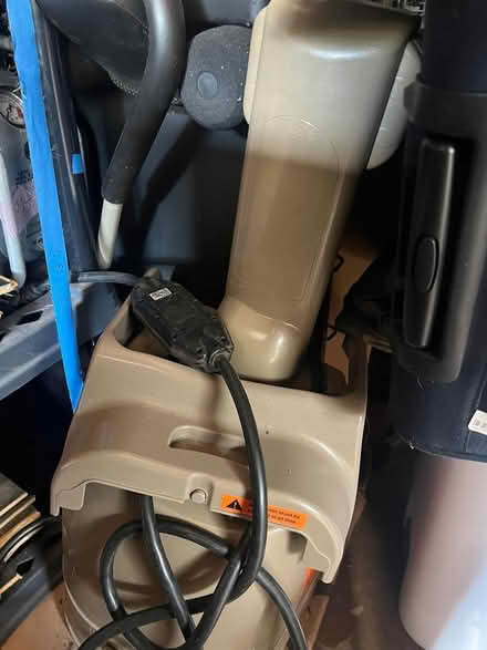 Photo of free Intex inflatable hottub- all parts (Near Safeway NE 75th/Sandy) #3
