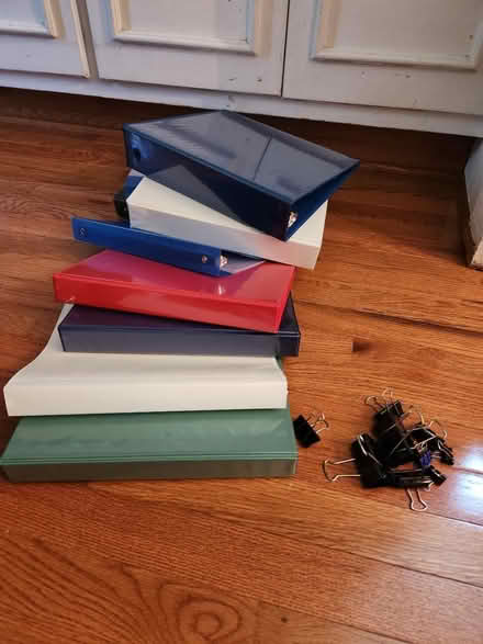 Photo of free Ten 3-ring binders & binder clips (Capitol Hill, DC) #2