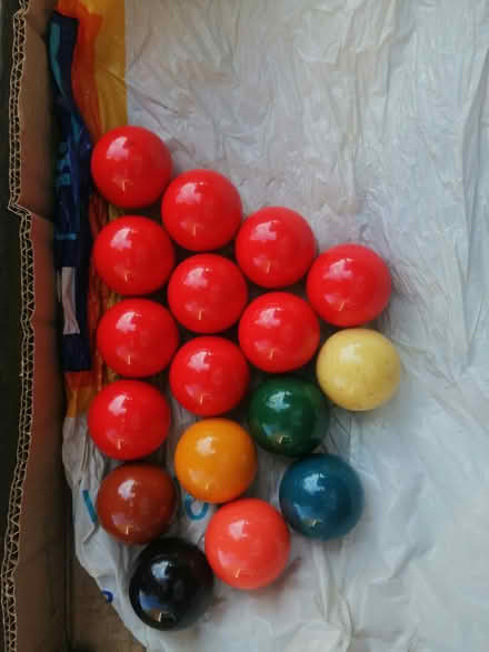 Photo of free Snooker balls (LU1. Caddington) #1