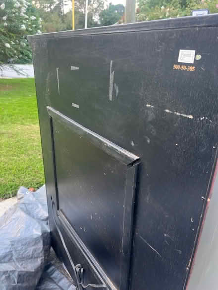 Photo of free Hooker Entertainment Center (NE Conyers) #4