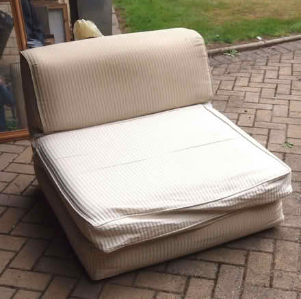 Photo of free four sofa chairs (Oakwood LS8) #1